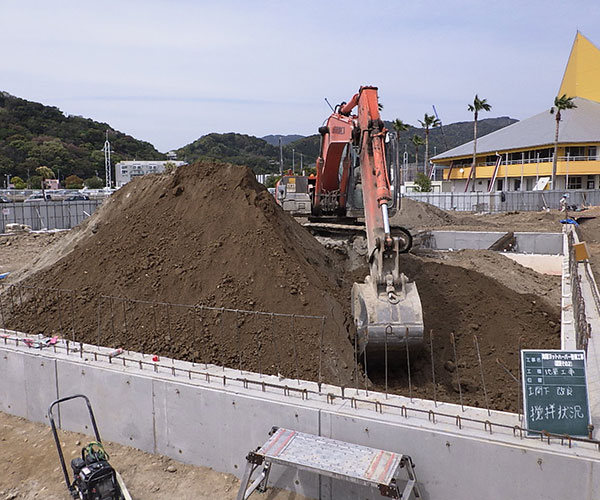海陽ヨットハーバー整備工事　土間下　地盤改良工事1