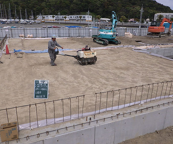 海陽ヨットハーバー整備工事　土間下　地盤改良工事2