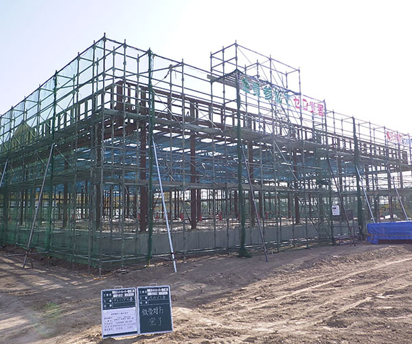海陽ヨットハーバー整備工事　鉄骨建方状況4