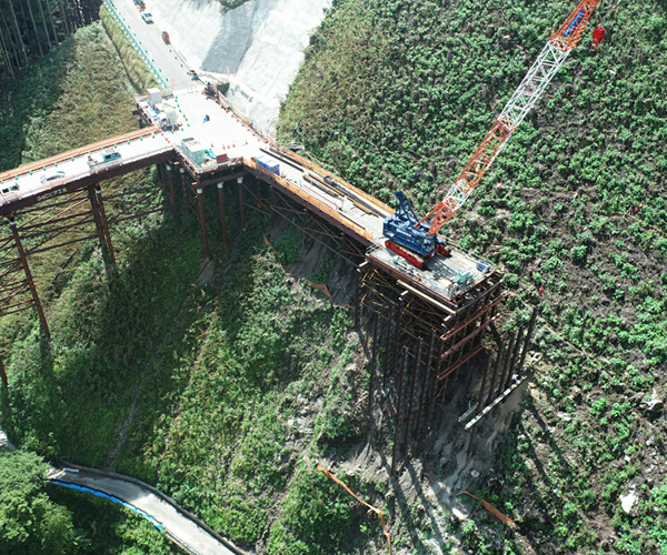 令和4年度　設楽ダム瀬戸設楽線松戸地区工事用進入路工事④4