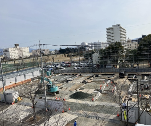 工事名：豊川市分庁舎等整備工事（分庁舎棟）のうち建築工事