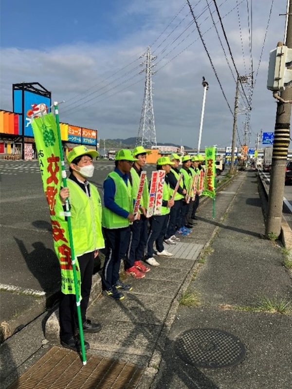 春の交通安全運動に参加しました!2